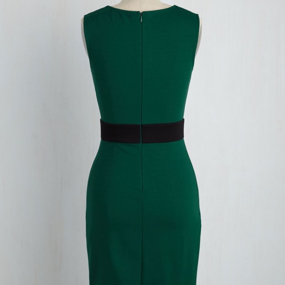 Modcloth Lapel in Love Sheath Dress in Pine NWOT - Picture 3 of 7